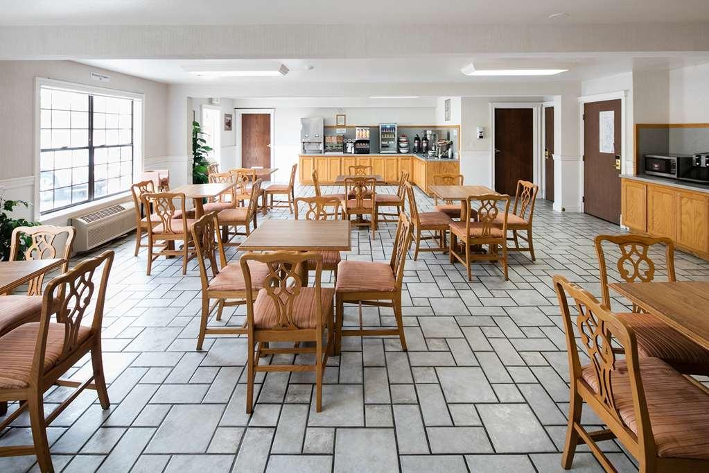 Red Lion Inn & Suites Auburn Εστιατόριο φωτογραφία