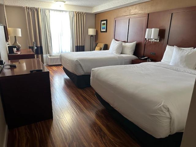 Red Lion Inn & Suites Auburn Εξωτερικό φωτογραφία