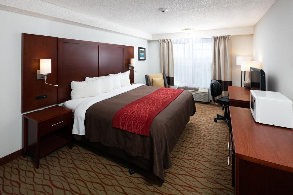Red Lion Inn & Suites Auburn Εξωτερικό φωτογραφία